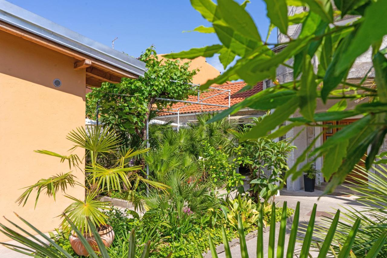 Eleonora Apartments Zadar Dış mekan fotoğraf